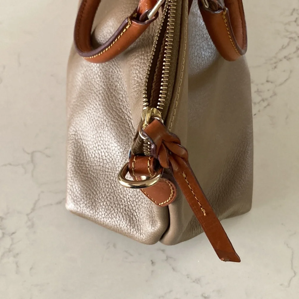 Dooney & Bourke Purse